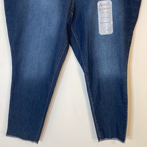 NWT. 1822 Denim Plus 24W Ankle Skinny Jeans. - Picture 8 of 14